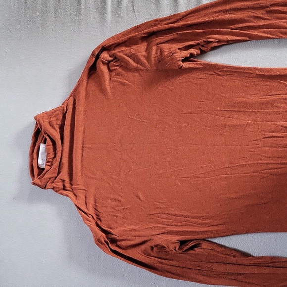 Leith Lightweight Long Sleeve Funnel Neck Top - Picture 5 of 5